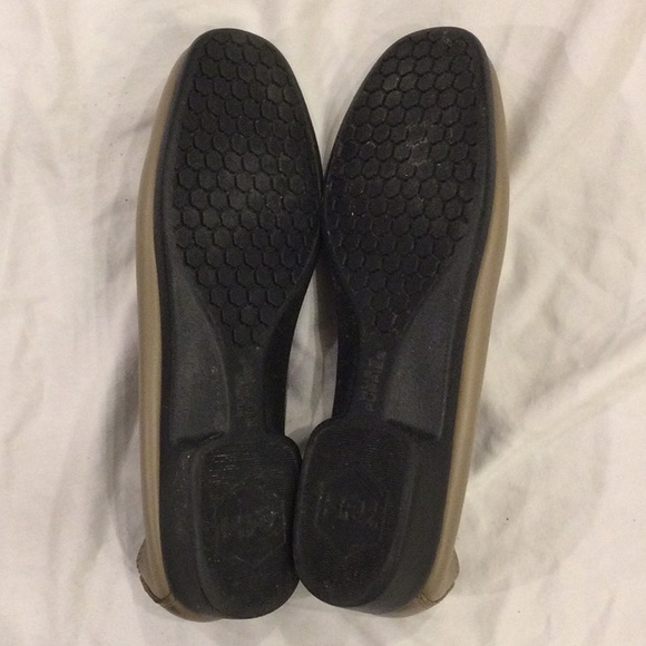 Hush Puppies Tan Leather Loafers Size 8.5 - Picture 5 of 6